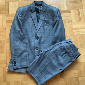 Leo & Zachary boys two-piece suit